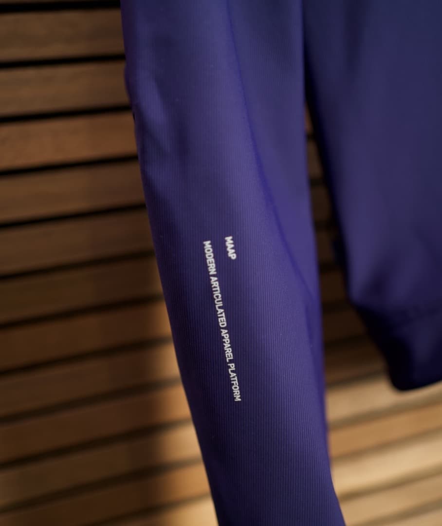  Men‘s Training Winter Jacket サイズ S