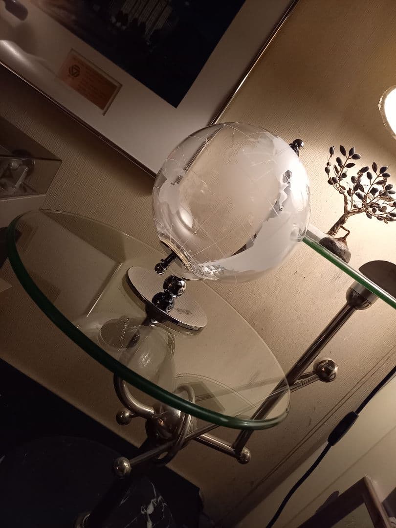 スペースエイジ　キネティック　スプートニク　クリスタル　メタルアート　グローブ