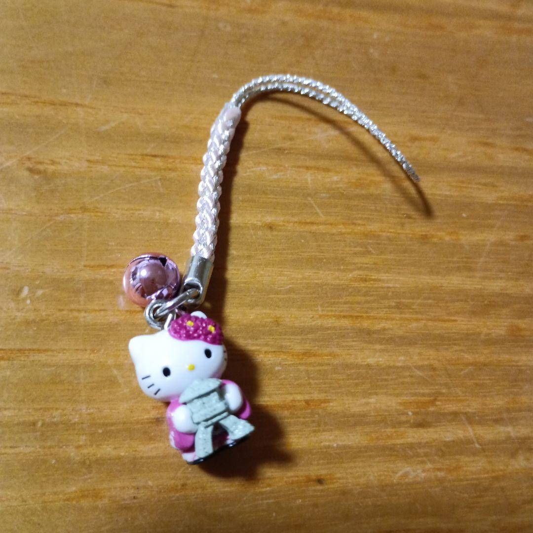 ご当地キティ根付ストラップ9点プラスハンカチ1枚　計10点まとめ売り