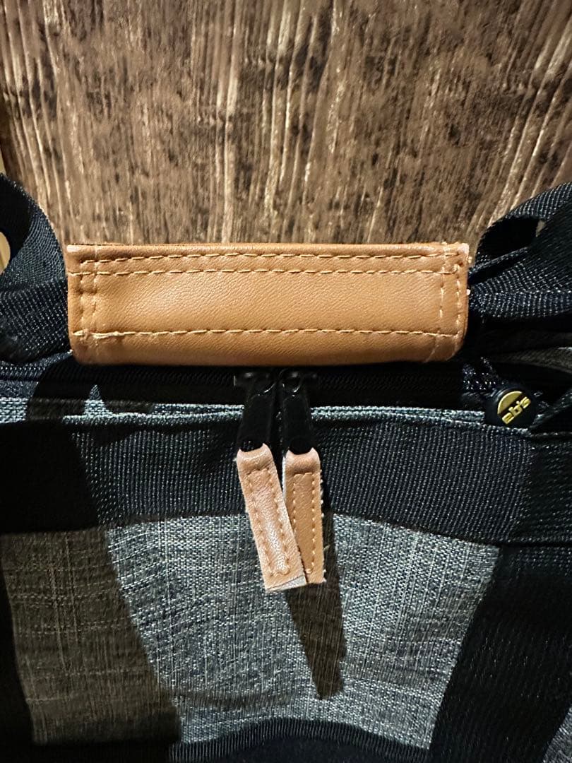 eb’s CONTAINER WHEEL & TOTE BAG