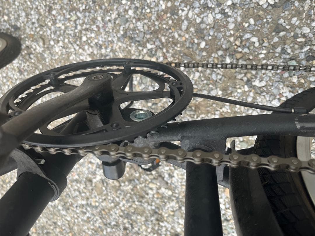 折りたたみ自転車 ブラック フロントサスペンション付き　直接引き取り