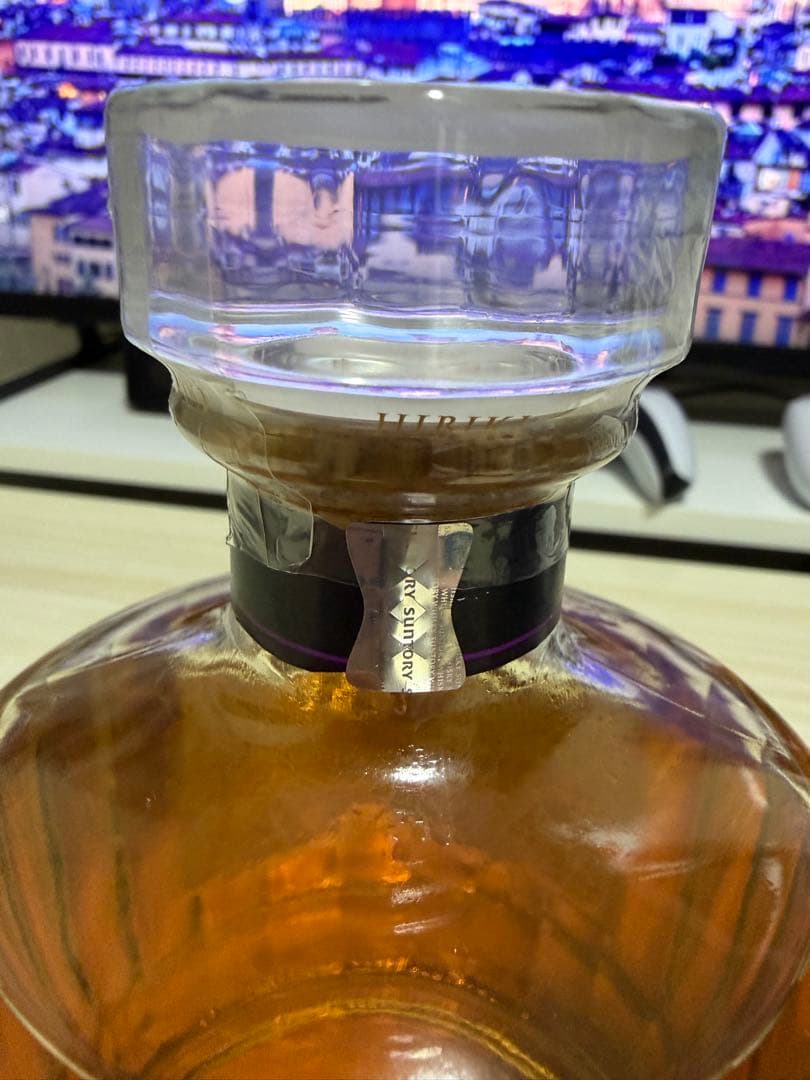 サントリーウイスキー　響　未開栓　箱無し