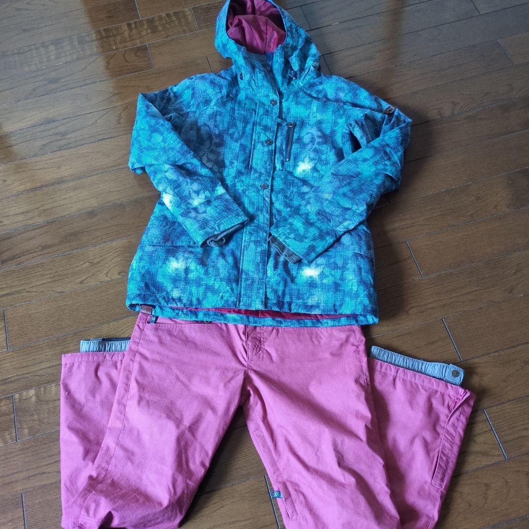 ROXY　スノボウェア　上下セット　Ｍ　総柄　ボタニカル　ワインレッド　ボルドー
