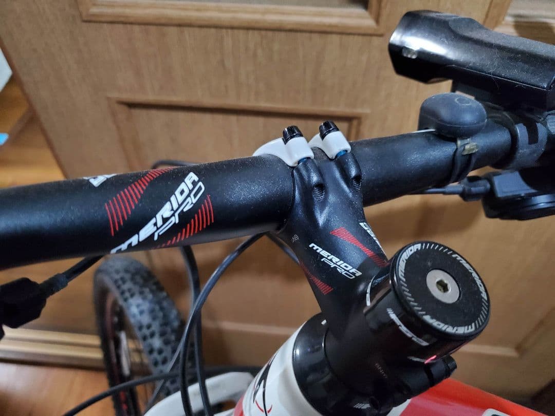 メりダ900 マウンテンバイク/ロードバイク 自転車