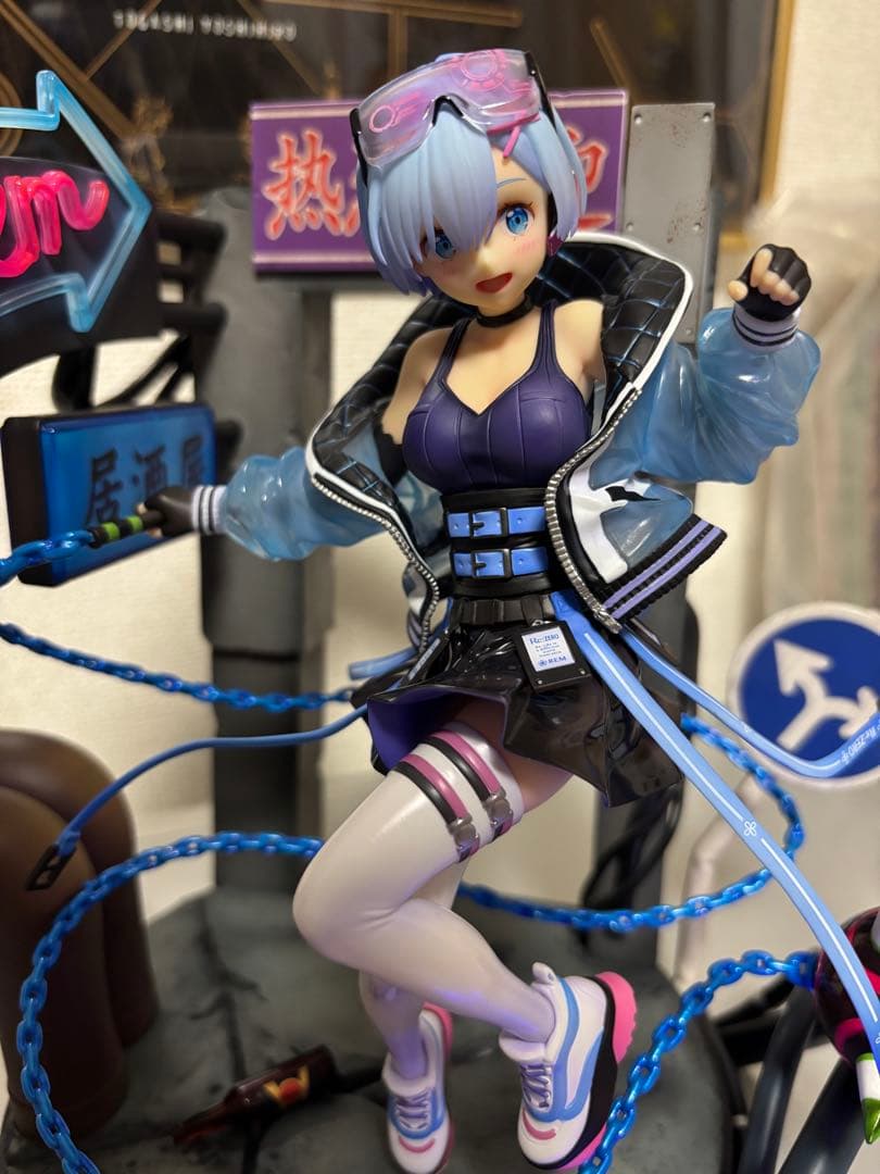 リゼロ　エミリア、ラム、レム　-Neon City Ver.-フィギュア