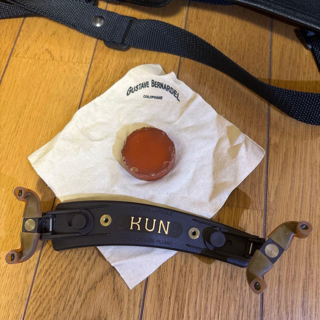 Suzuki バイオリン　1/4 330 アルシェ弓