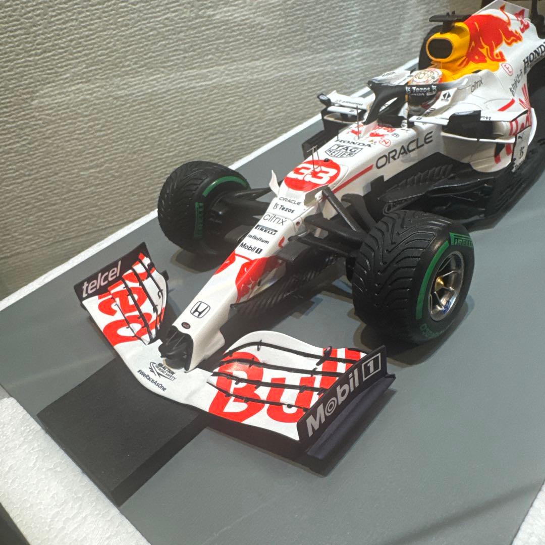 Red Bull Racing Honda RB16 1/18 ミニカー