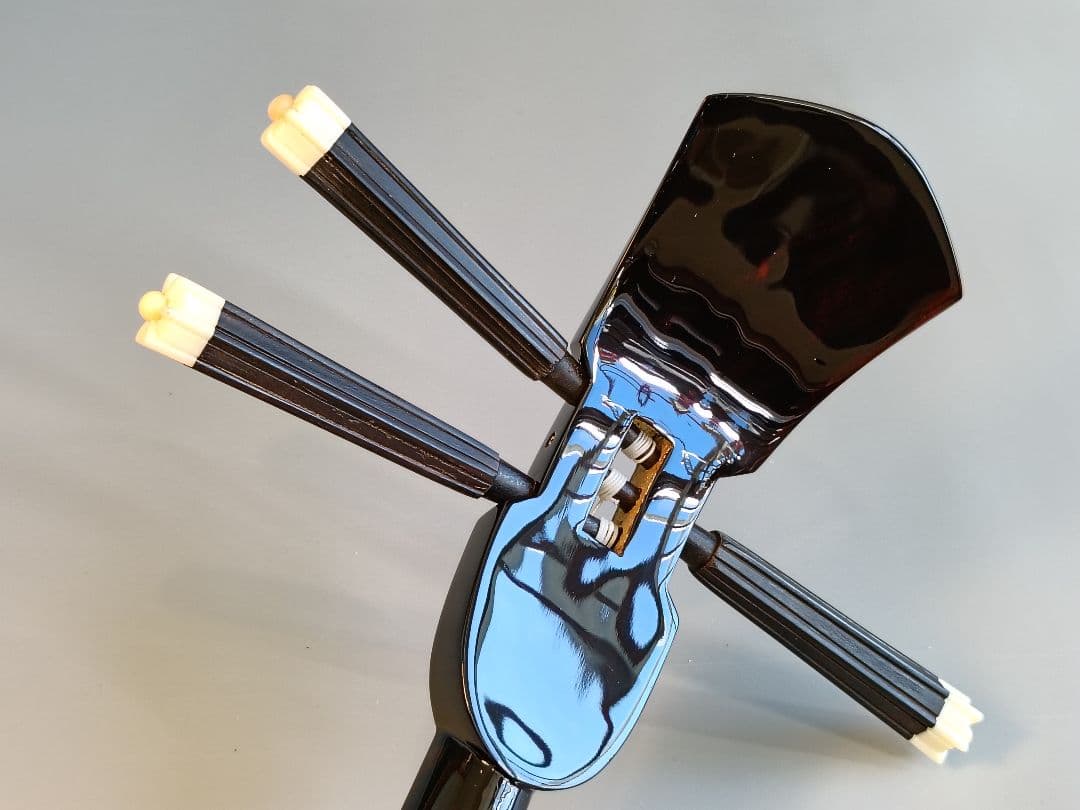 昭和の名工 佐久本盛信作 西平開鐘写し 八重山黒木ウジラミ材 本革一枚張り胴