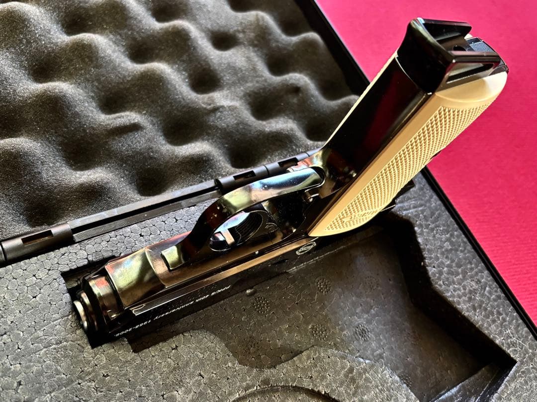 少数限定品 40th アニバーサリー PPK/s ブラックメタル