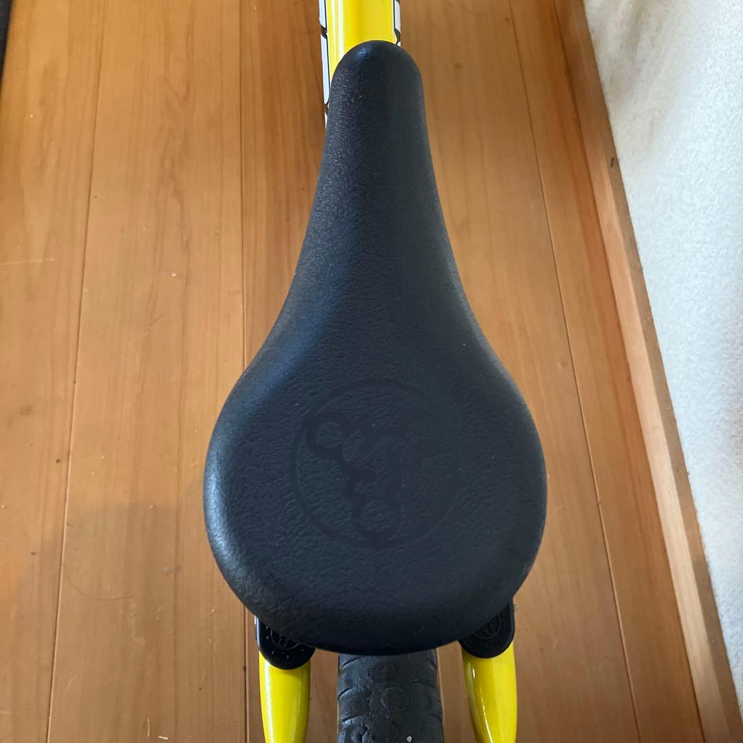 STRIDER ストライダー　スポーツモデル　イエロー