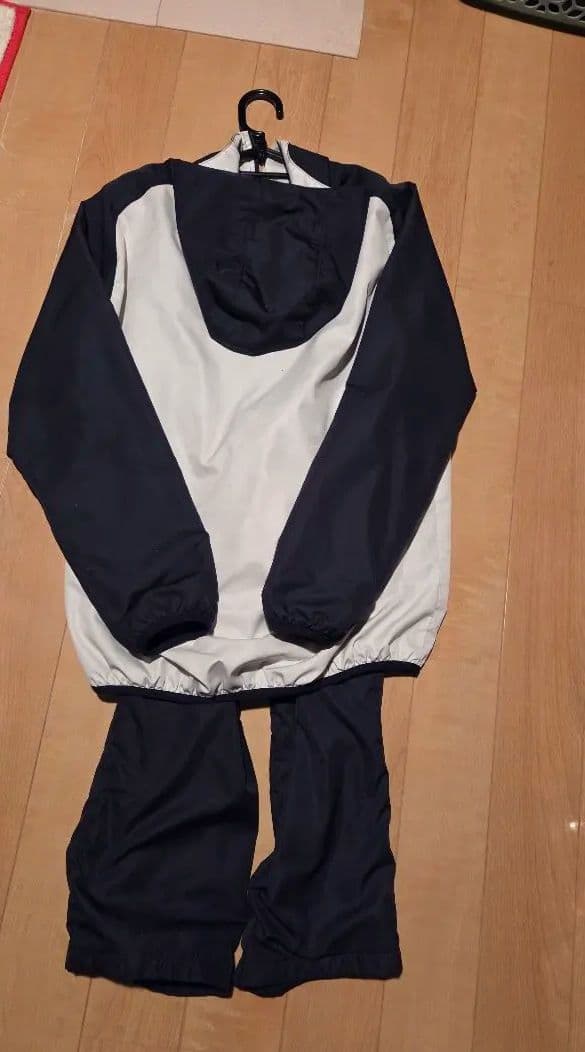 スラッガー　ウインドブレーカー上下　Lサイズ　黒白