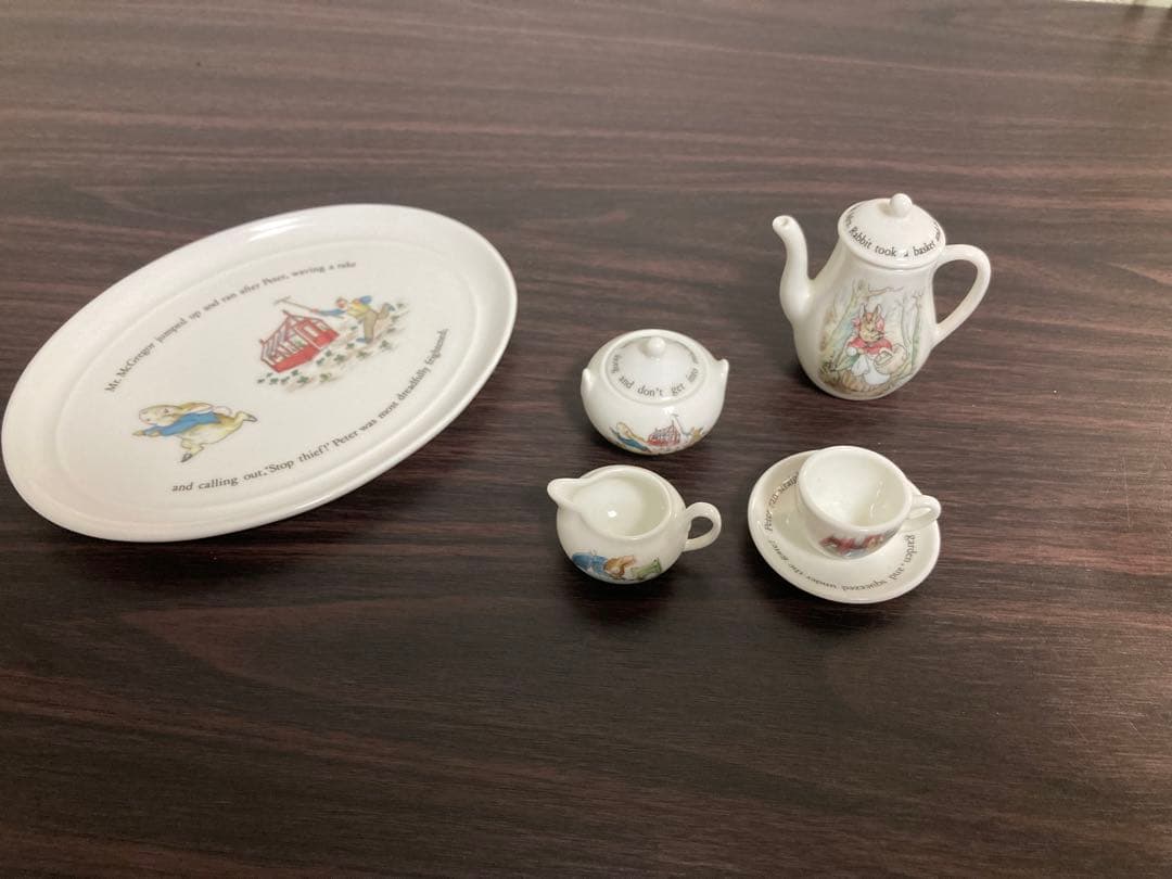  ピーターラビット　ミニチュア　ティーセット