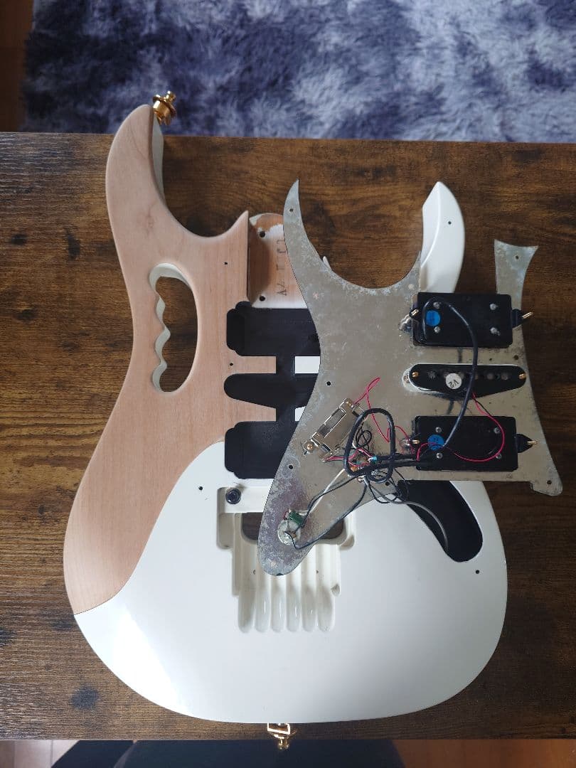 Ibanez JEM7V-WH フジゲン 95年製