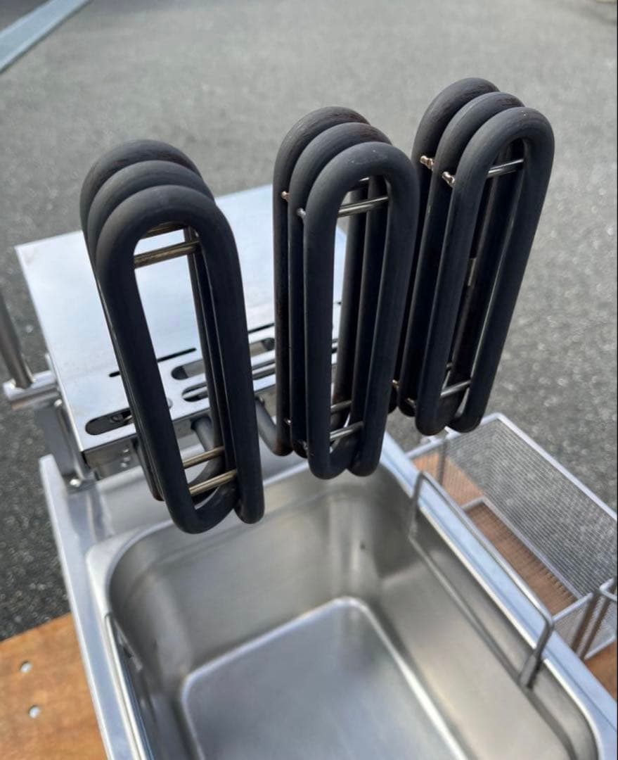 【フジマック】業務用 卓上電気フライヤー 3相200V 8リットル