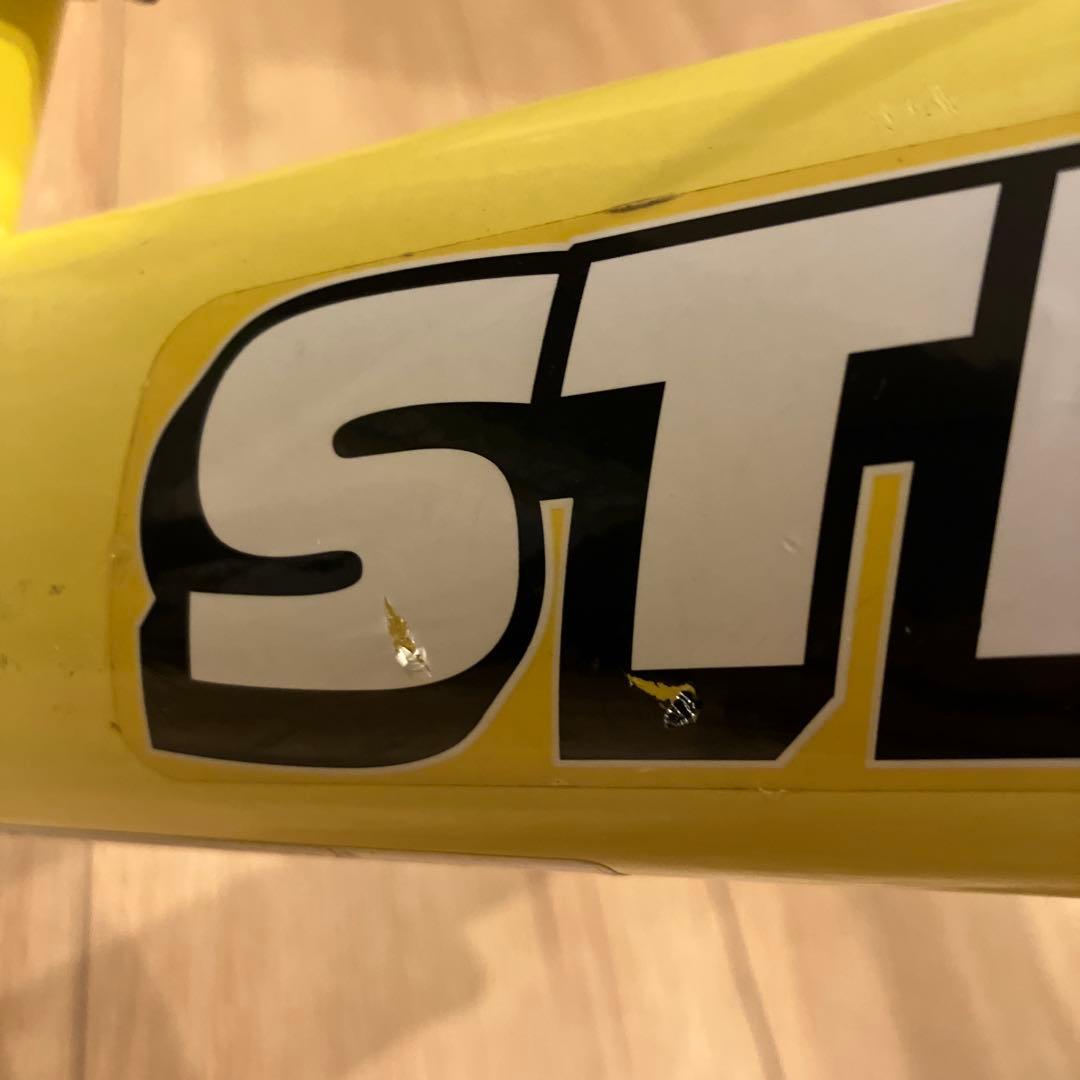 STRIDER ストライダー　バランスバイク イエロー 12インチ