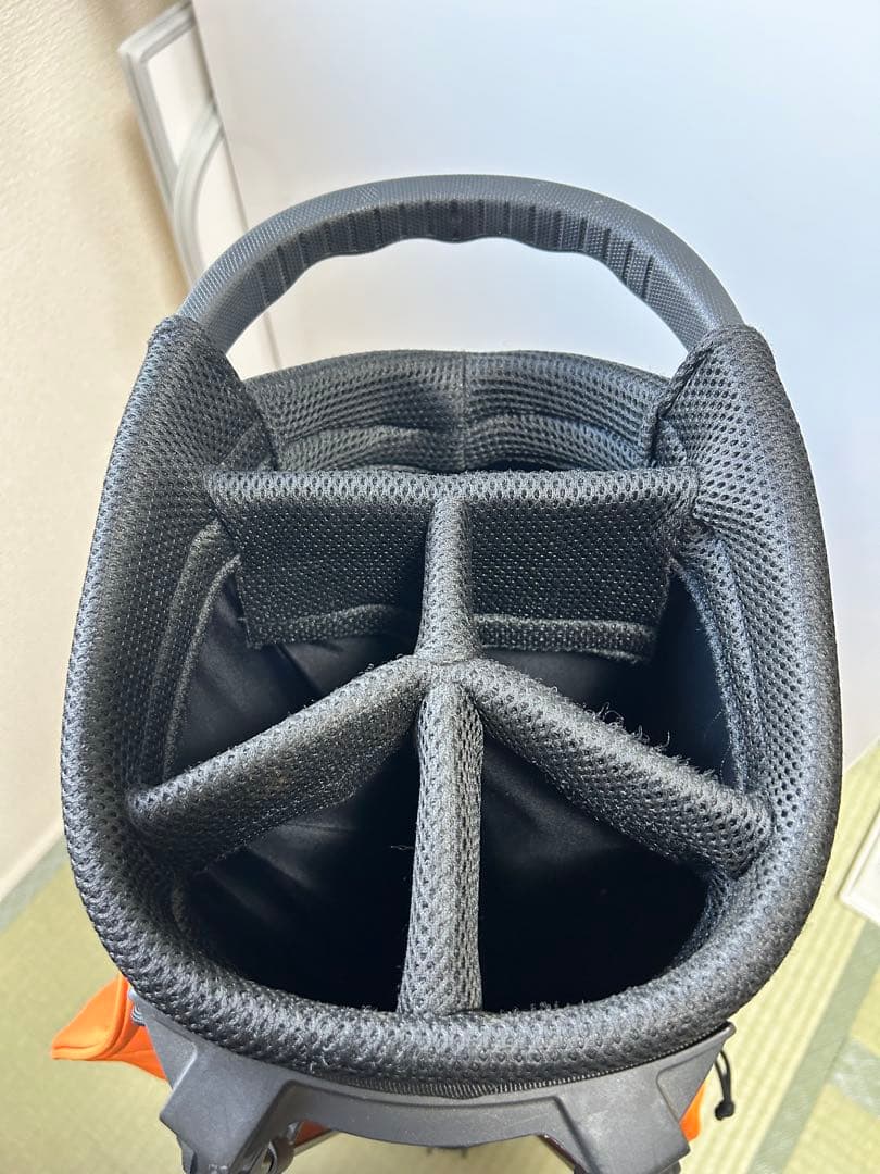 ゴルフバッグ・キャディバッグ briefing