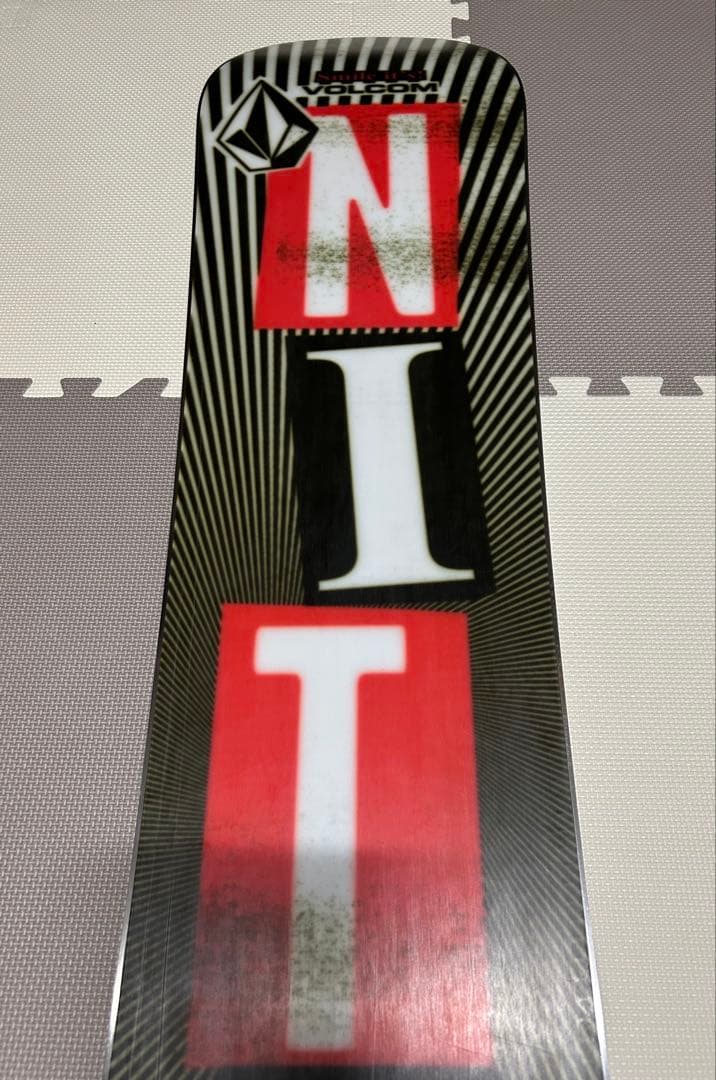 ナイトロスノーボード　nitro beast×volcom 158