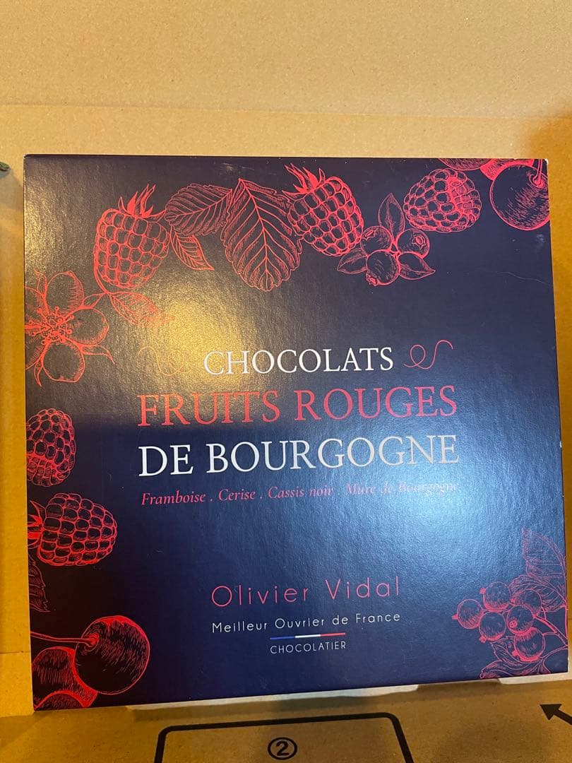 コフレ　フリュイ　ルージュ　オリヴィエヴィダル