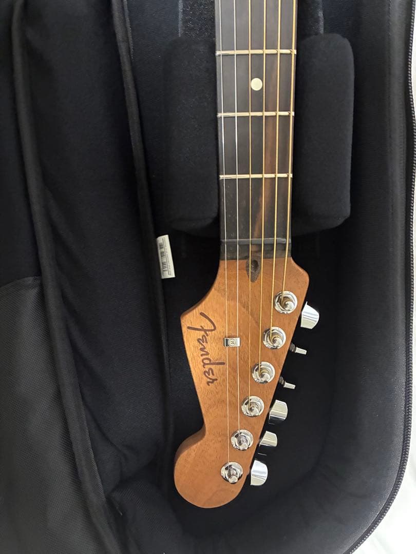 Fender American Acoustasonic ストラト