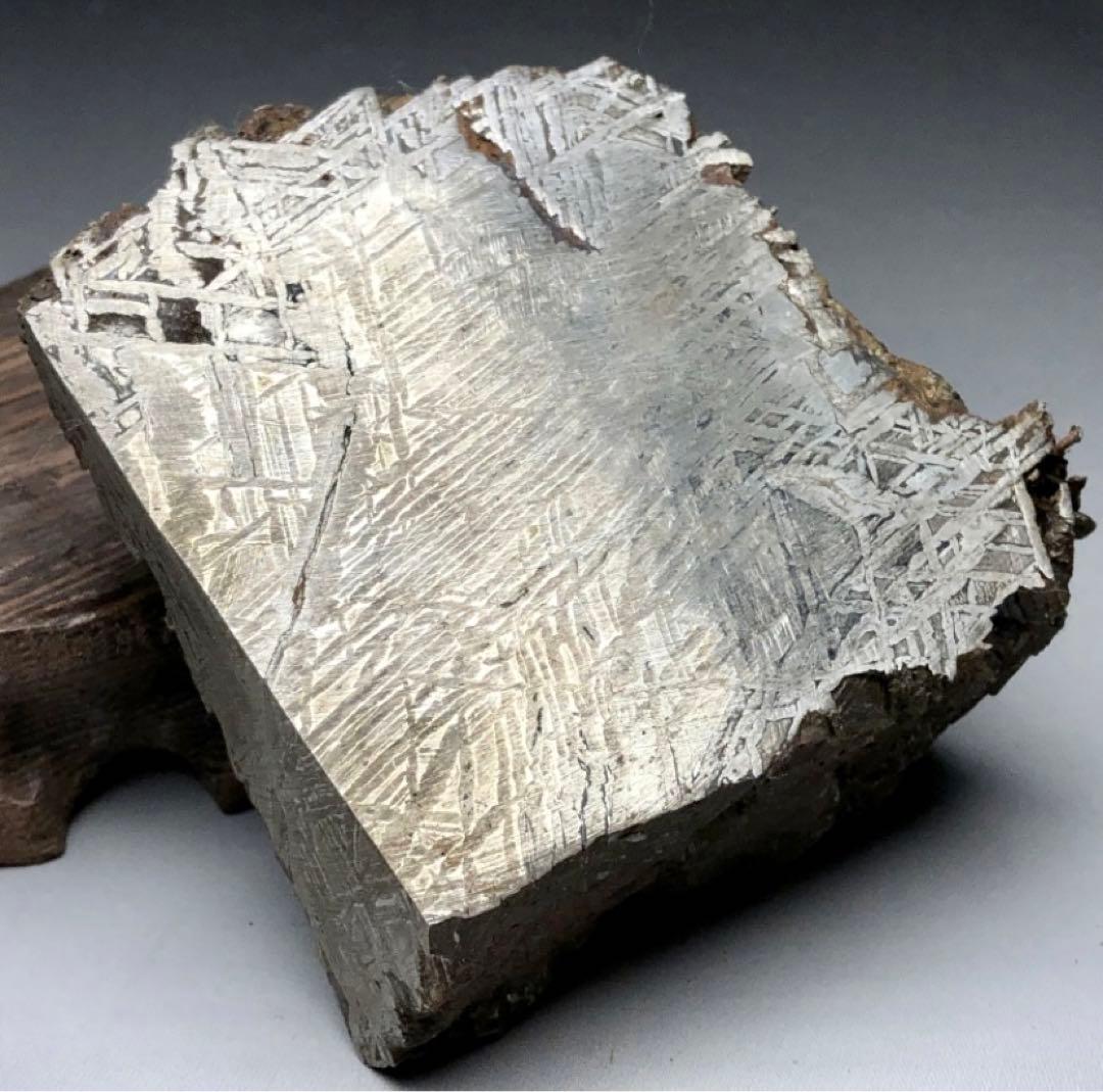 アルタイ鉄隕石　ずっしり重い約625g！　新疆　パワーストーン　パラサイト　化石