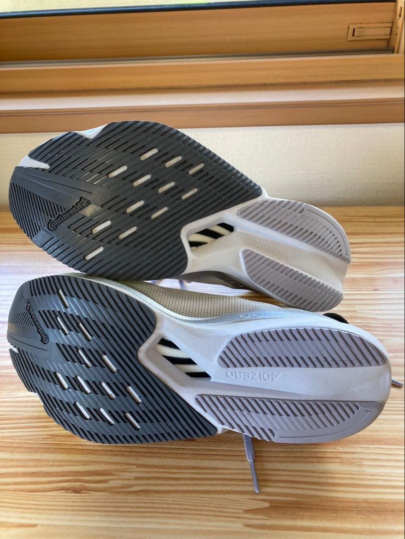 【値下げ】【新品未使用】アディダス【ADIDAS】アディゼロボストン12