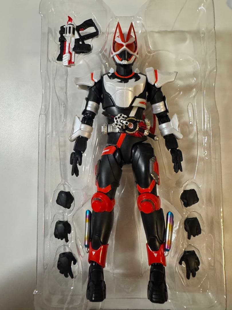 S.H.Figuarts マグナムブーストフォーム& エントリーレイズフォーム