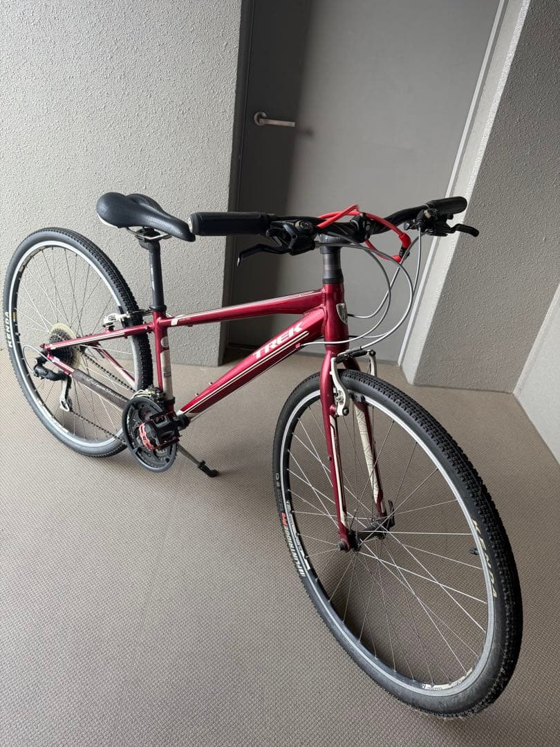 【引取限定】TREK 7.2 FX WSD 13インチレディース クロスバイク