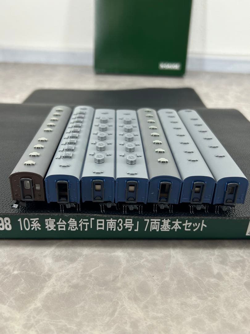 KATO 10-1198.1199 10系「日南3号」基本、増結セット 全13両