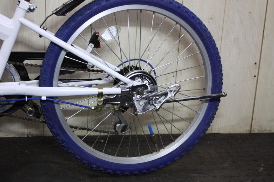 GRAPHIS CR-700 22型 シマノ6速 LED 子供用折り畳みMTB