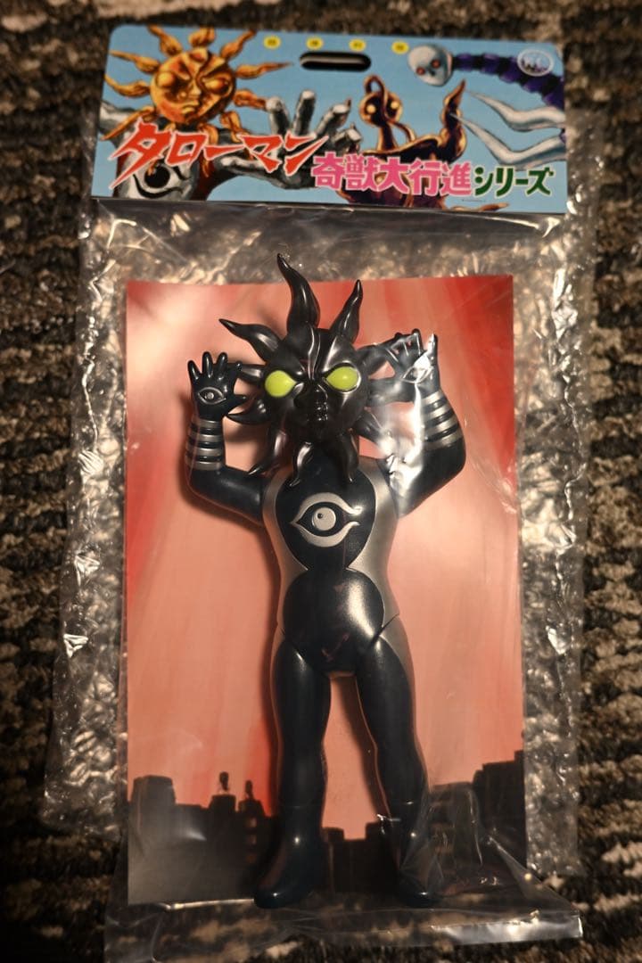 タローマン フィギュア 奇跡大進撃シリーズ　ブラックタローマン