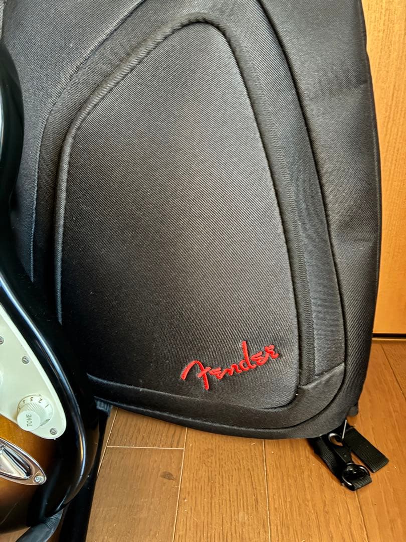 Squier Stratocaster サンバースト ギター