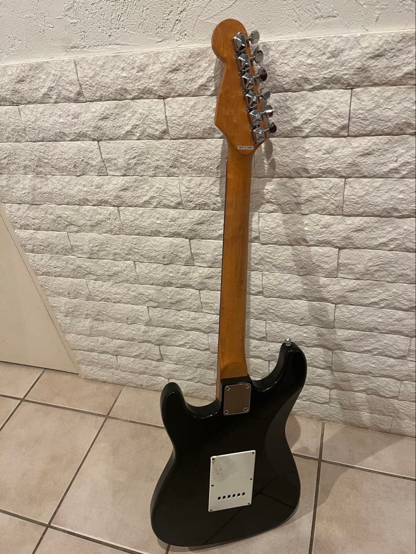 Photogenic ブラックエレキギター　ストラトキャスター　ケース付きです
