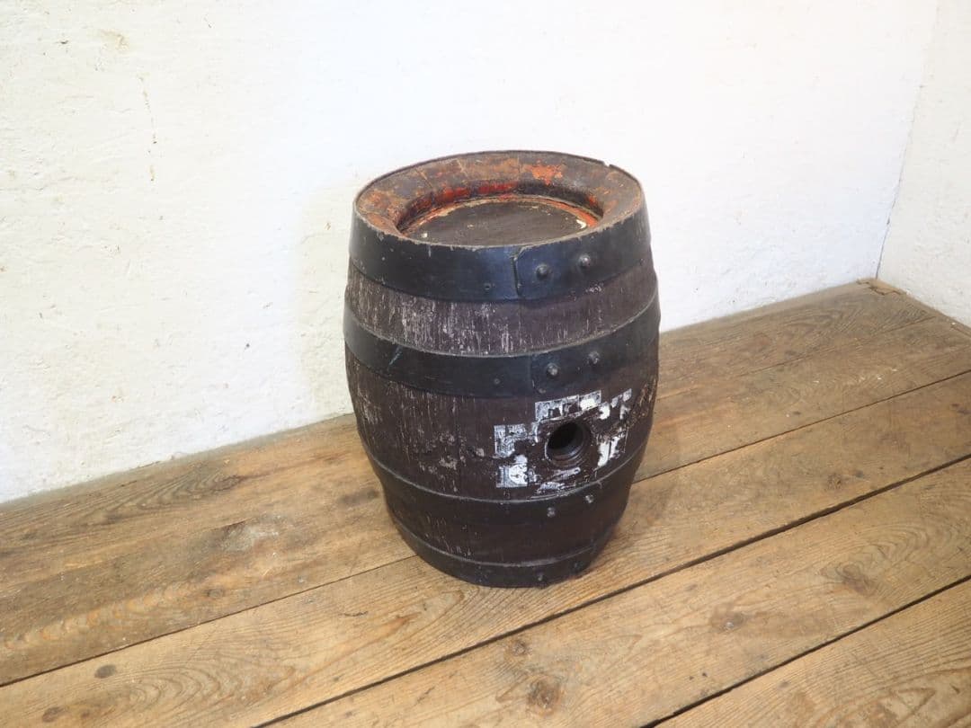 1222　ヴィンテージ　古い木樽のオブジェ　椅子　スツール　レトロ　アンティーク