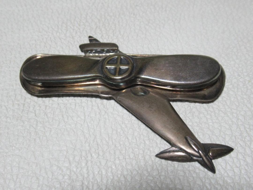 極希少◆愛国号三式戦「飛燕」島津製作所 陸軍献納機記念 純銀製 戦闘機型楊枝入れ