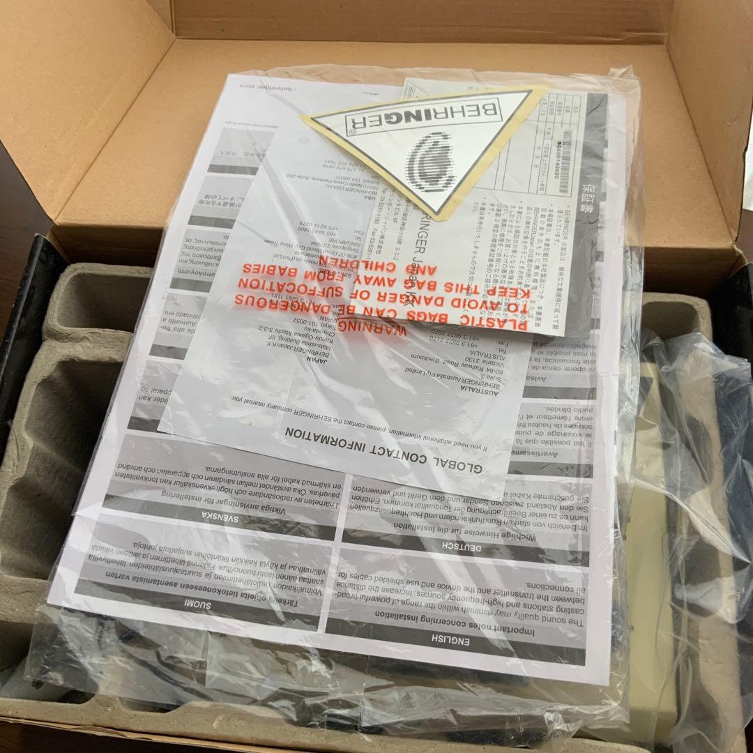 ギター BEHRINGER VINTAGE TIME MACHINE VM1