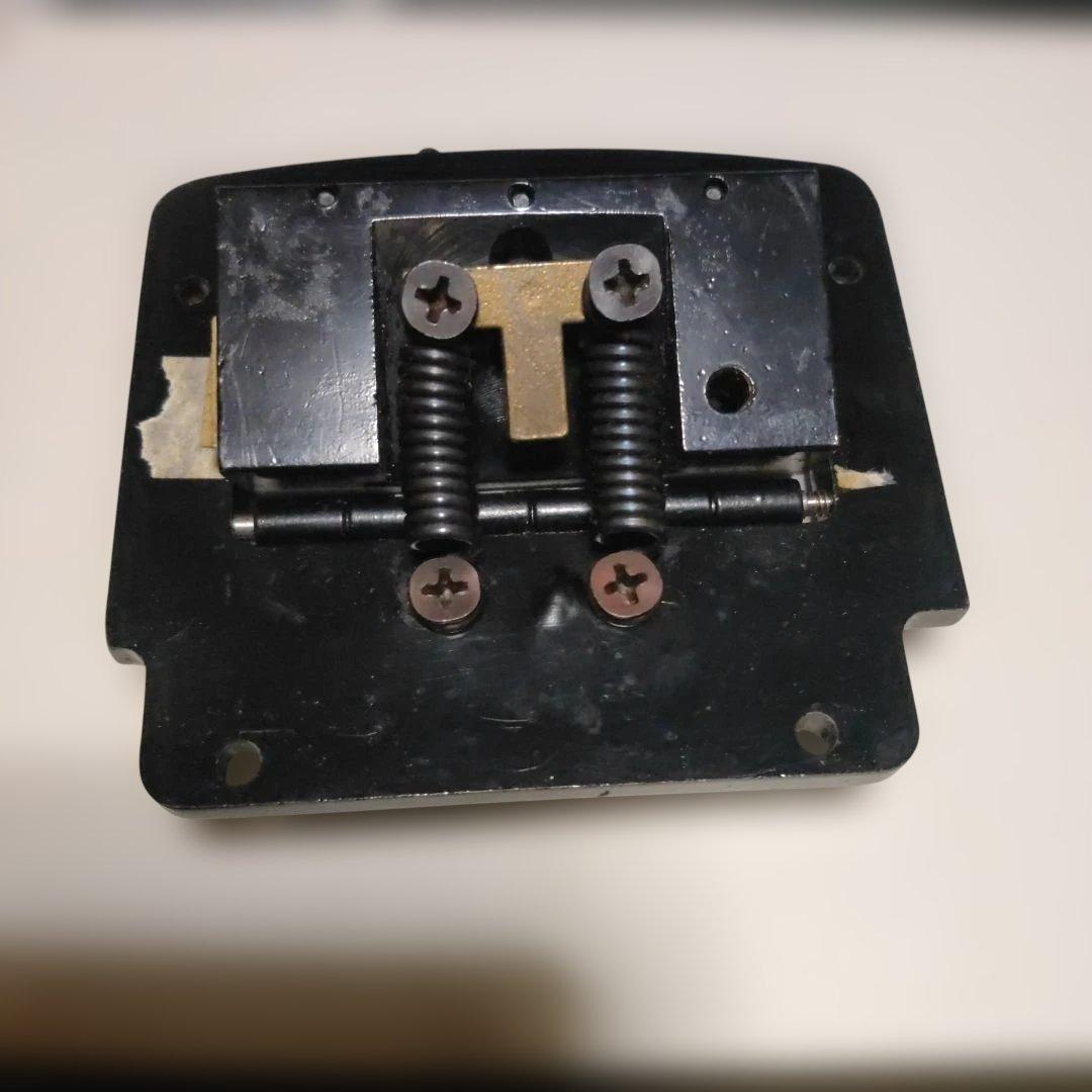 ギター　ボディ　Kahler ？のブリッジ　ジャンク