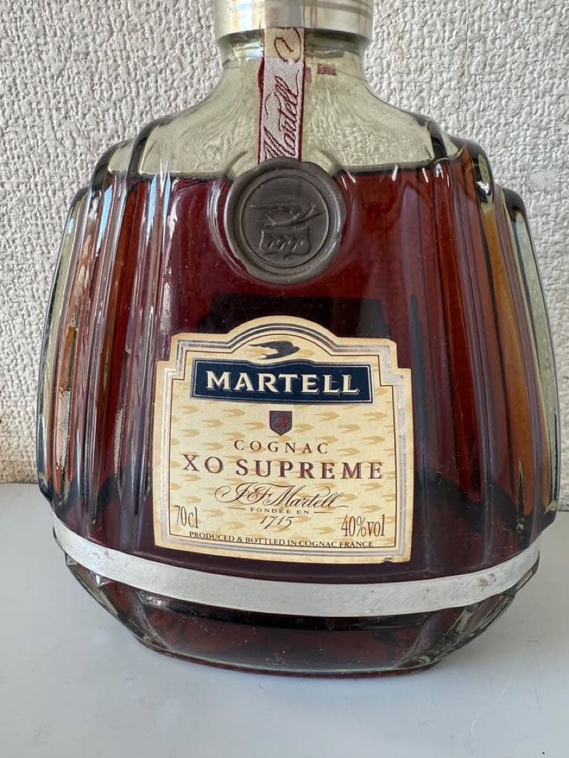 Q10228 未開栓! MARTELL COGNAC XO SUPREME