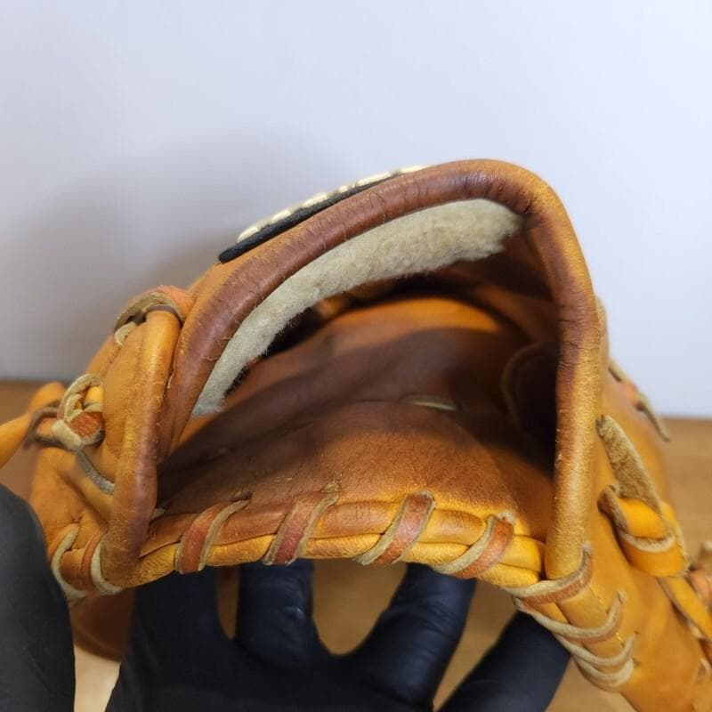 ミズノ 井端和弘モデル グローバルエリート 限定 シリーズ 内野用 軟式グローブ