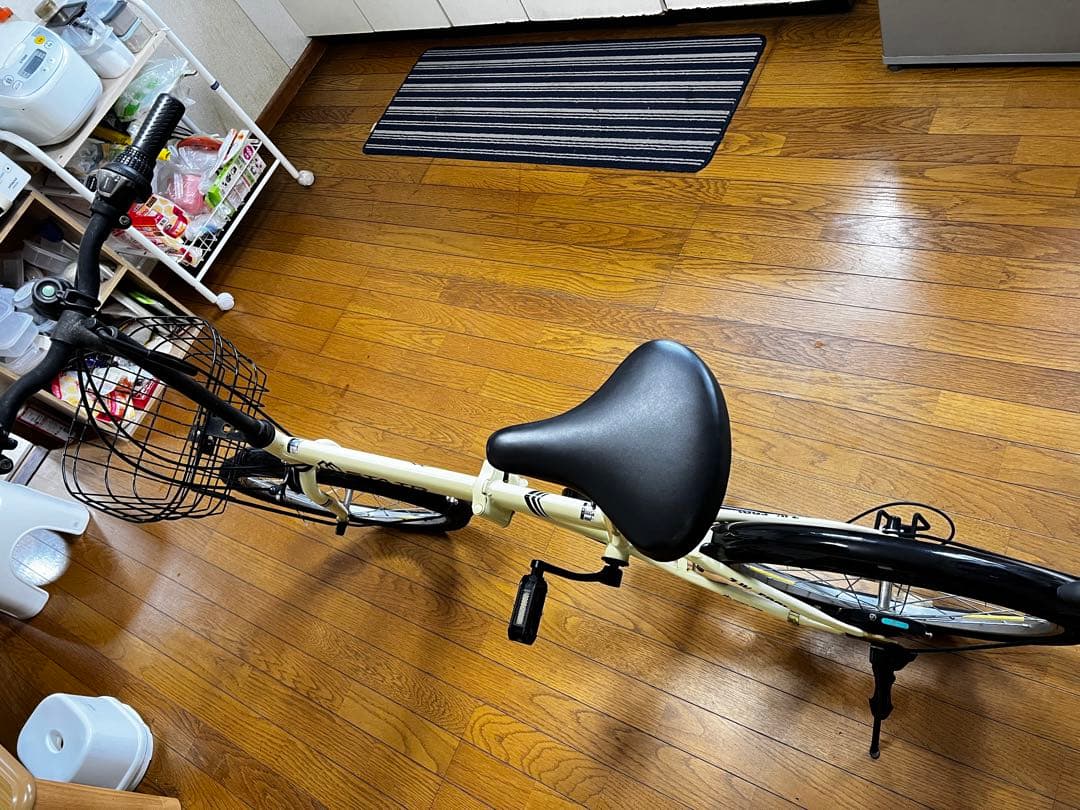 STAIR 折りたたみ自転車 クリーム色 前カゴ付き