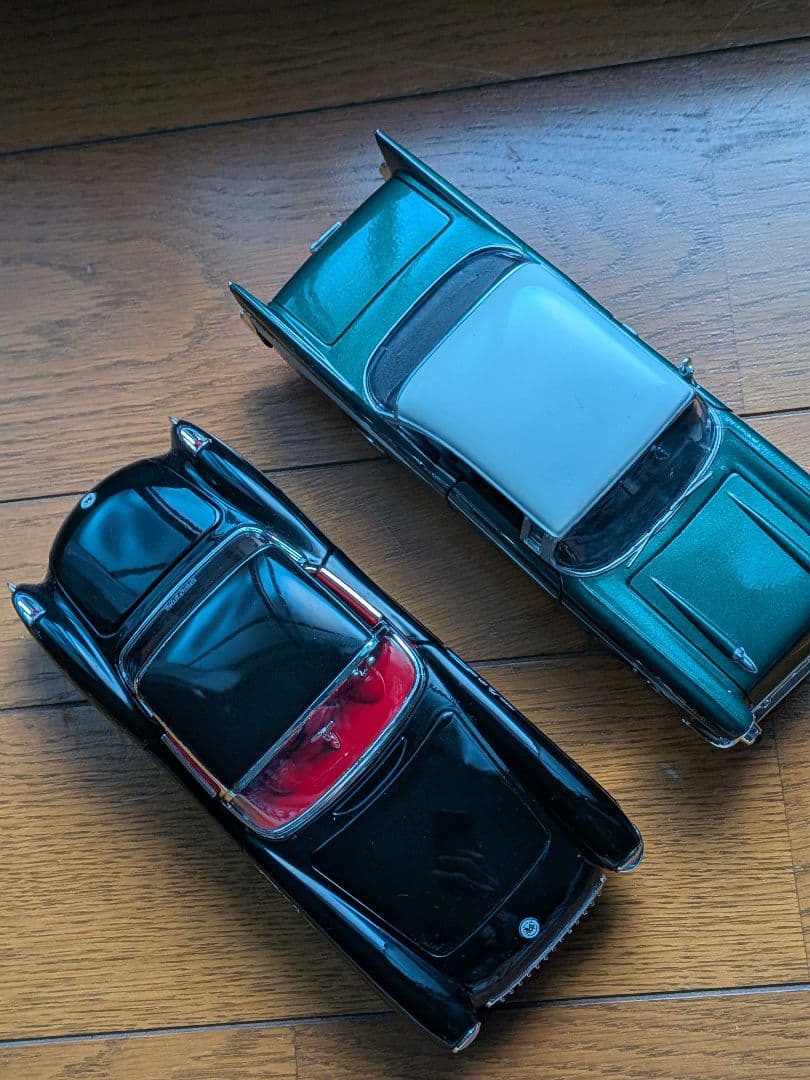 1957 CHEVY Belair&コルベット ミニカー2台 1/24 アメ車
