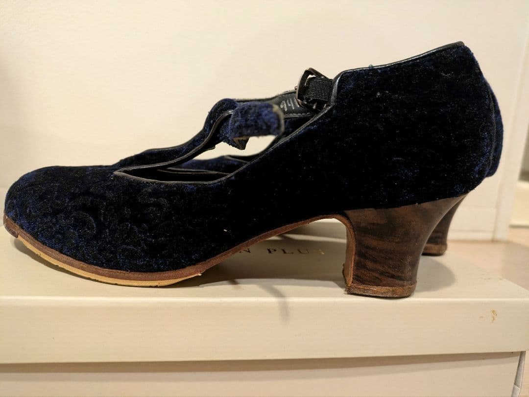 【セノビージャ】フラメンコシューズ ネイビー スエード サイズ8 (サイズ39)