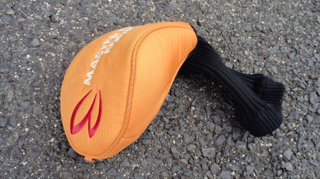 MASTER BUNNY EDITION 　軽量スタンドキャディバッグ　格安！