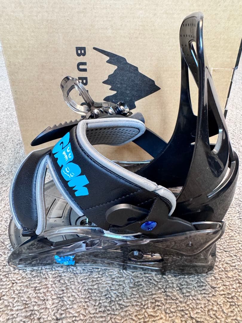 Burtonバートン.キッズGROM BOAブーツ、ビンディングセット_中古