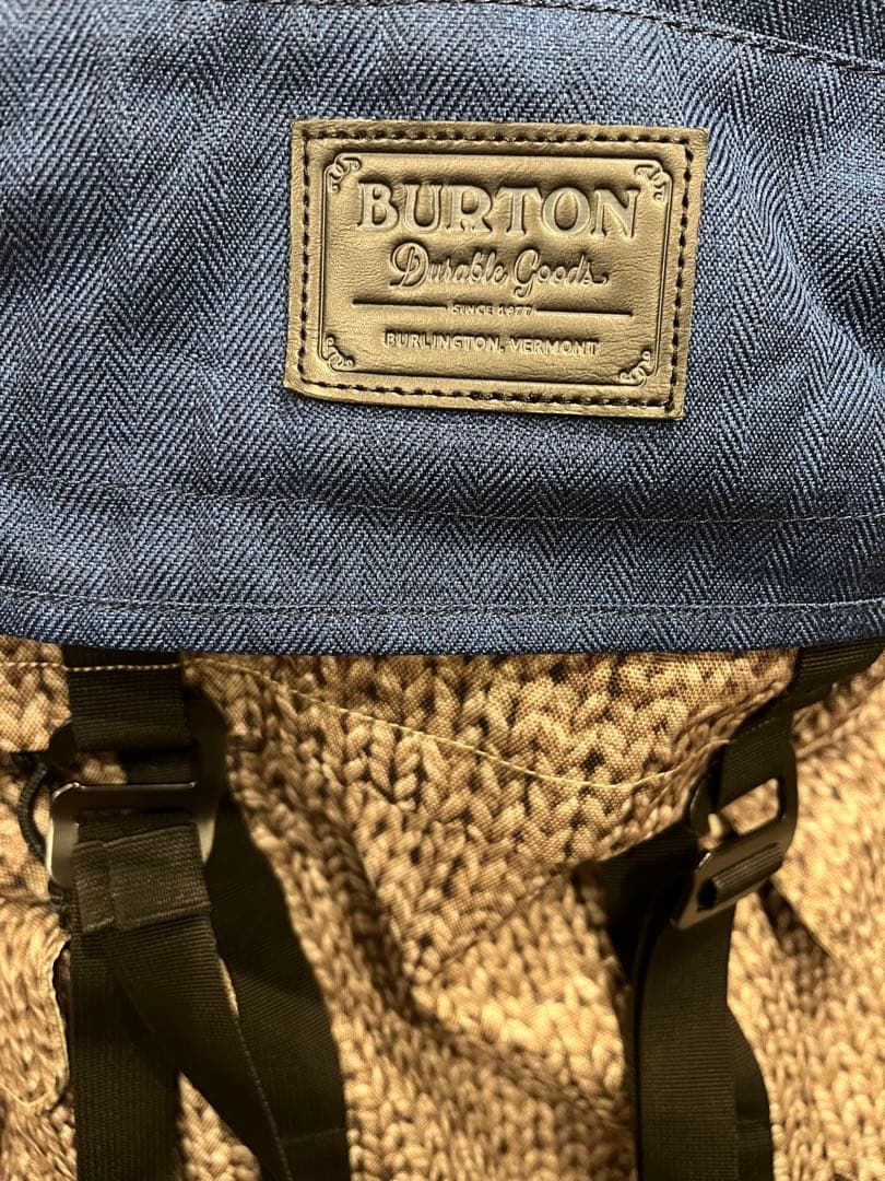 BURTONリュックサック　大きめリュック