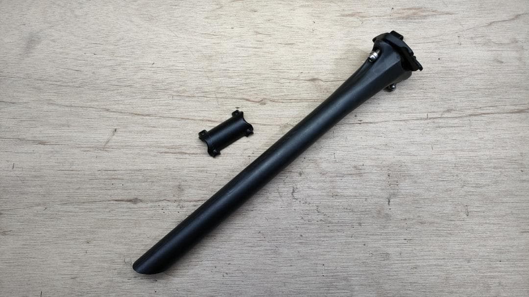 ■カーボンシートポスト　φ27.2■RE8　アルテグラグレード■