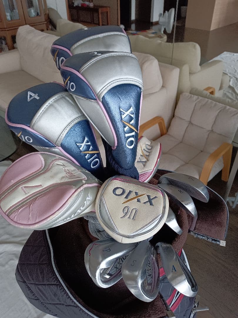 ゼクシオ 7. 8　 レディースゴルフ13本セット(キャリーバッグは含まない)