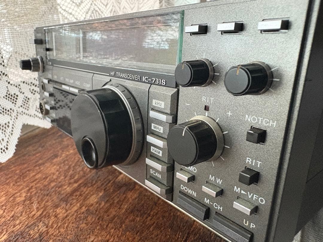 IC-731S HFトランシーバー ICOM 動作品