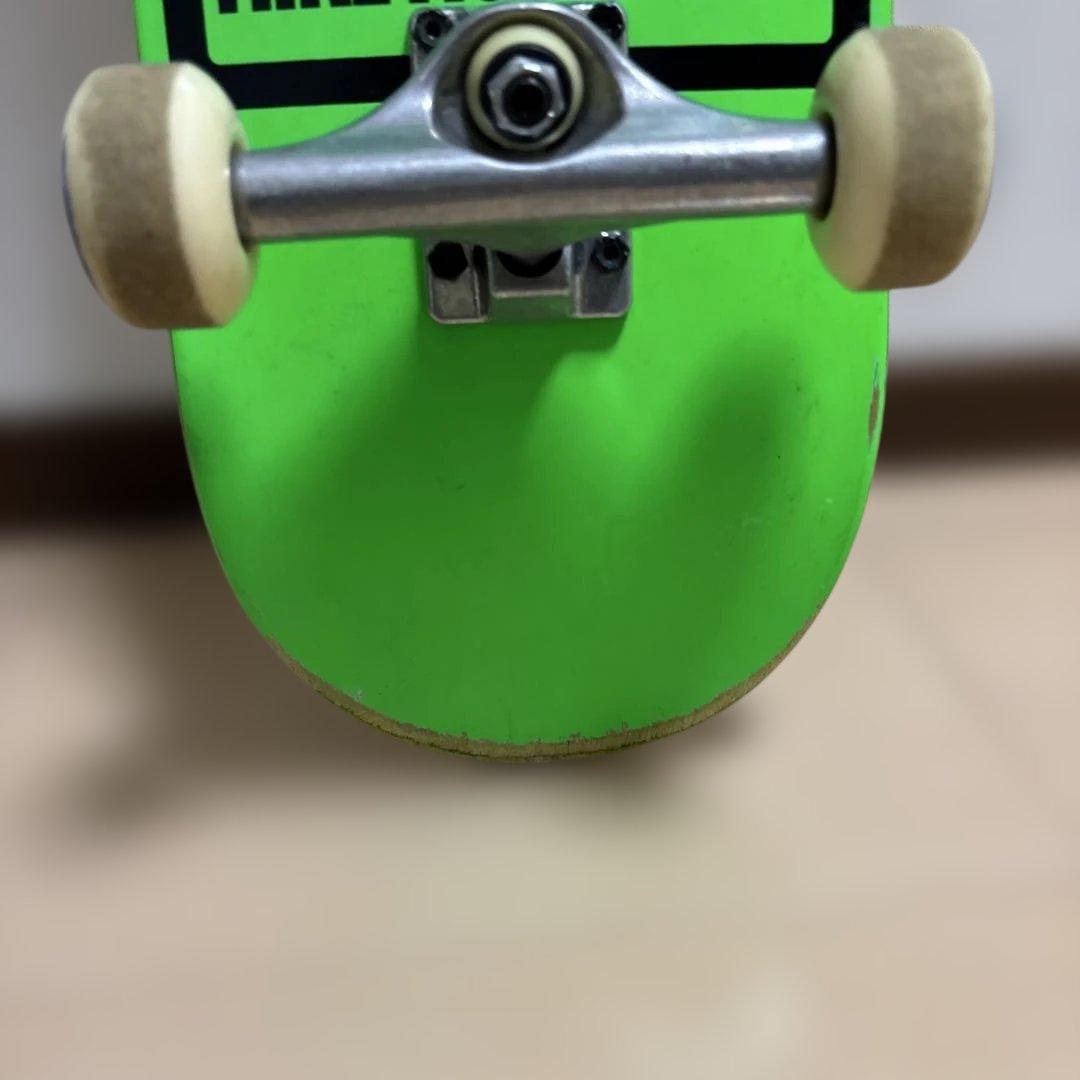 GIRL Mike Mo Capaldi デッキINDEPENDENT トラック