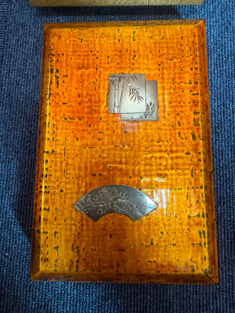 2052 尚美堂　純銀地梅入　木箱　工芸品