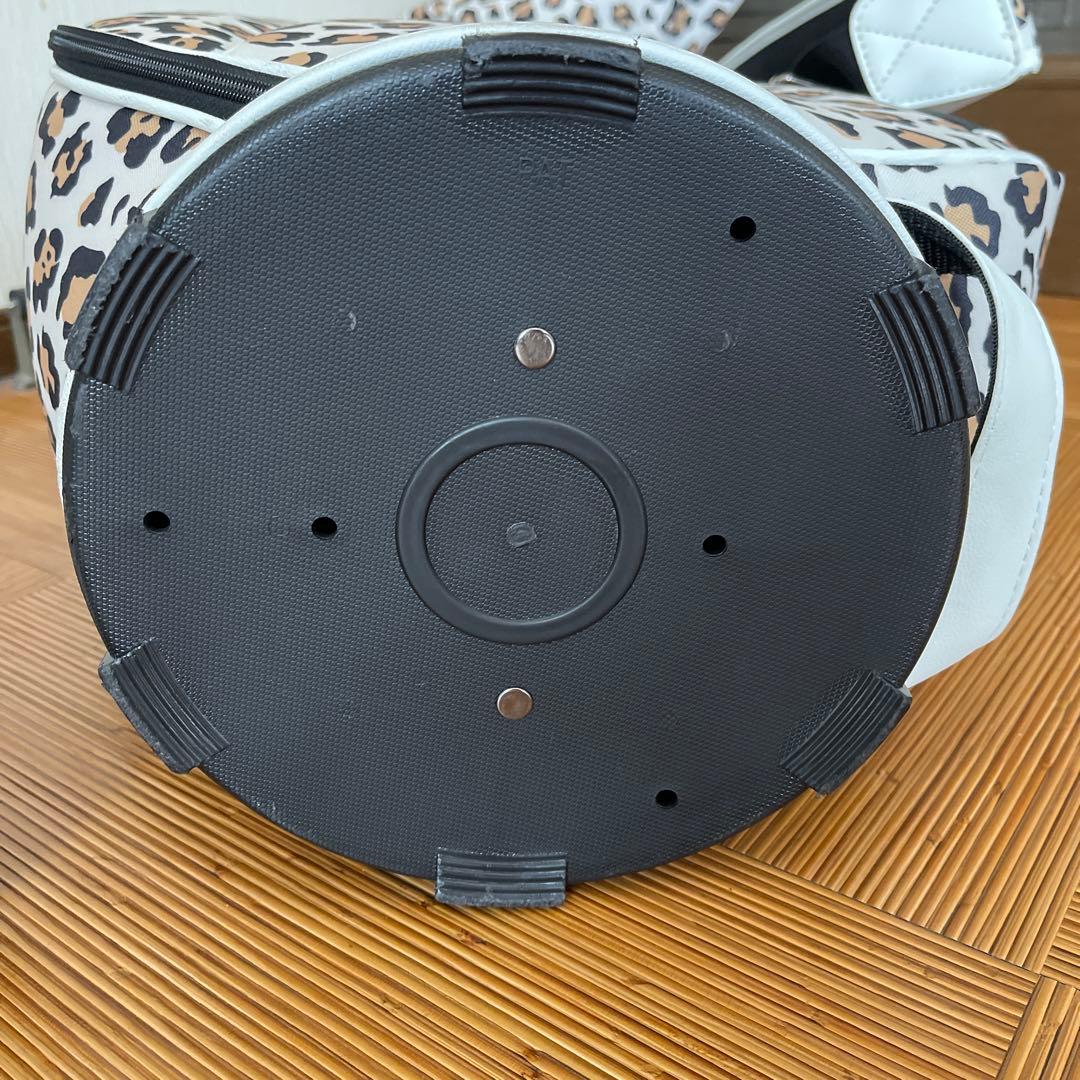 ヒョウ柄キャディバッグ